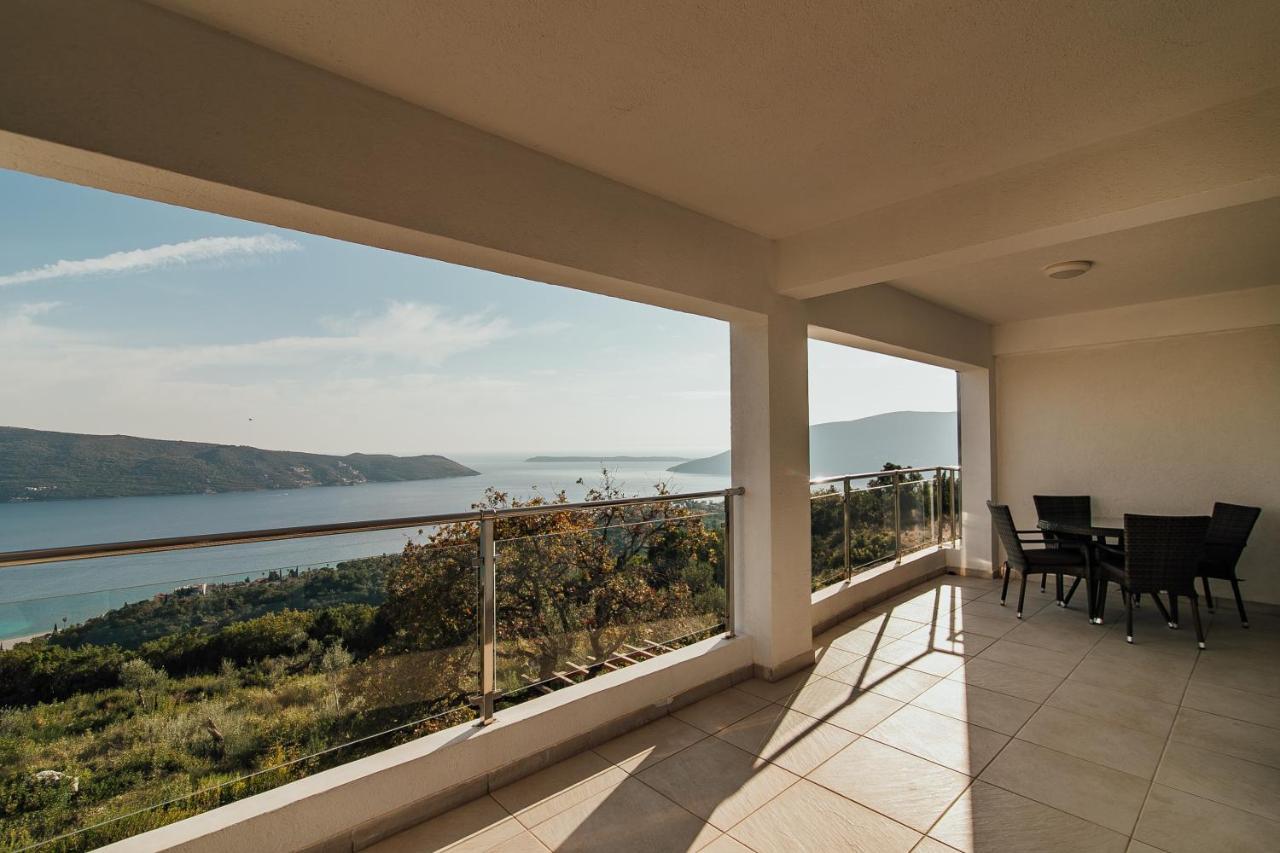 Vista Residence ヘルツェグ・ノヴィ エクステリア 写真