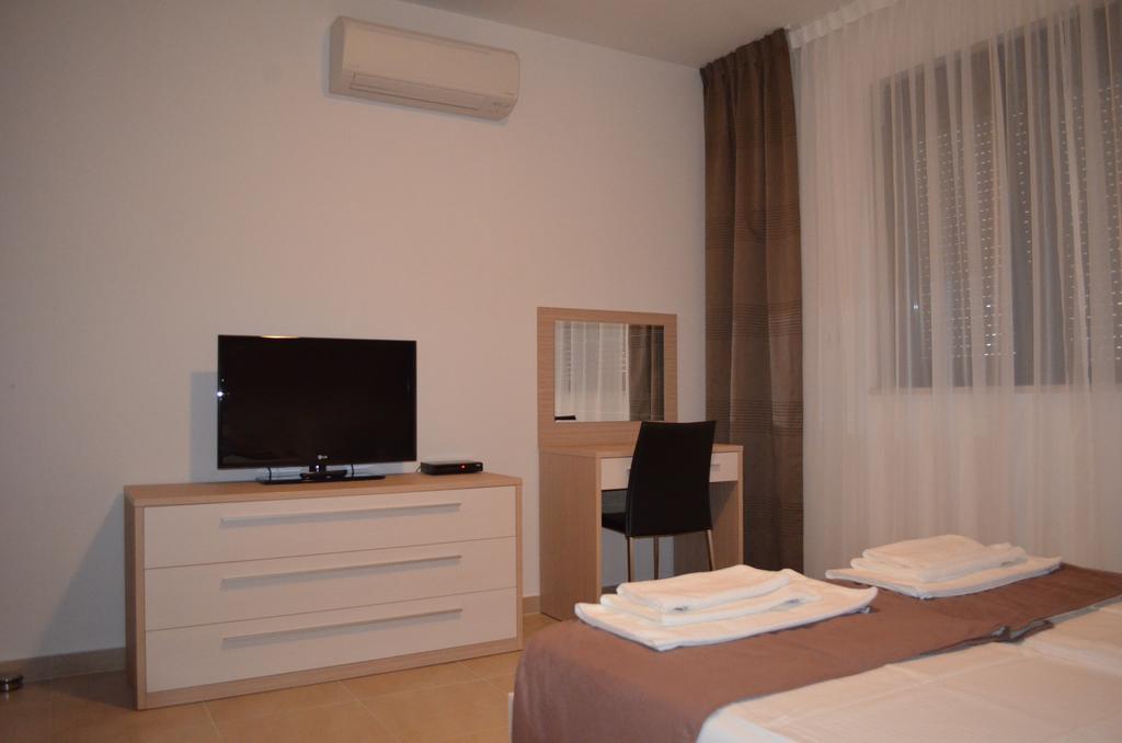 Vista Residence ヘルツェグ・ノヴィ 部屋 写真