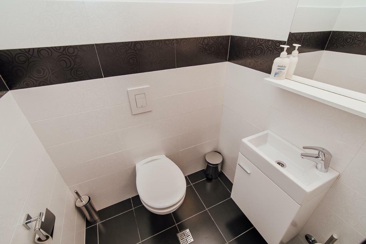 Vista Residence ヘルツェグ・ノヴィ エクステリア 写真